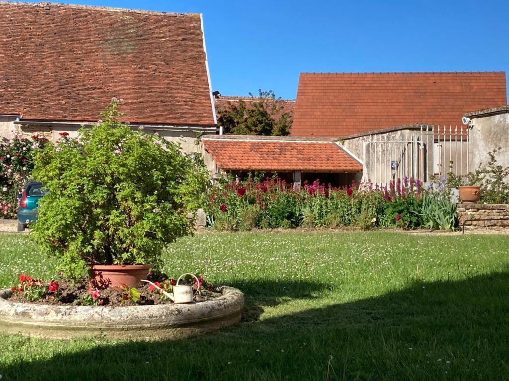 La Buffonnerie Bed & Breakfast Moutiers-Saint-Jean Exterior photo